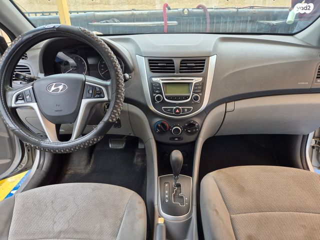 יונדאי אקסנט i25