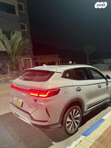 בי.ווי.די סיל U