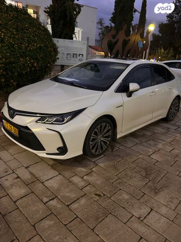 מודעת רכב טויוטה קורולה