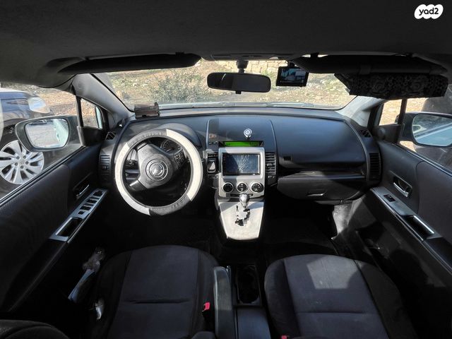 מודעת רכב מאזדה 5