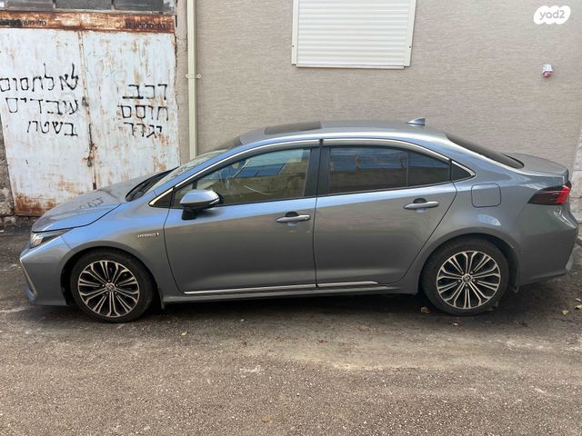 טויוטה קורולה