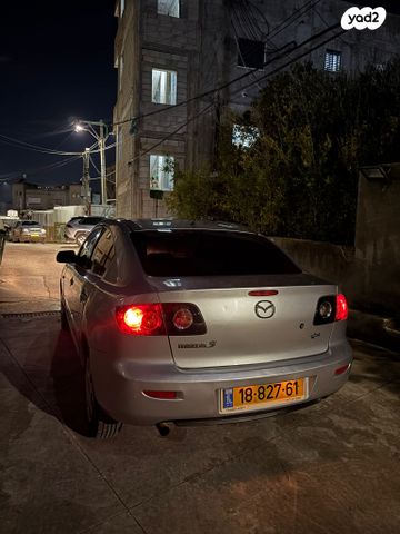 מודעת רכב מאזדה 3