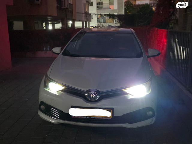 מודעת רכב טויוטה אוריס