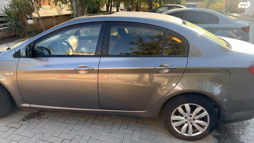 מודעת רכב אם ג'י 350