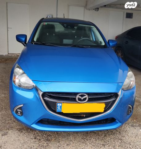 מודעת רכב מאזדה 2