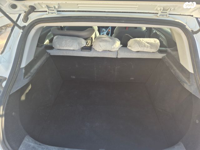 ג׳ילי Geometry C