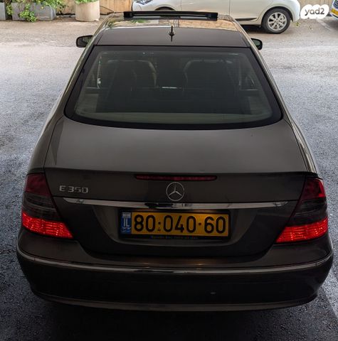 מודעת רכב מרצדס-בנץ E-class