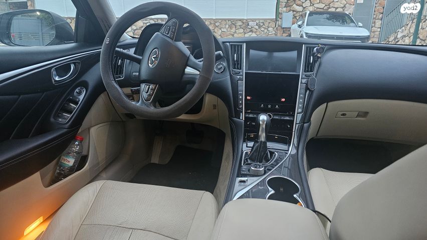 אינפיניטי Q50