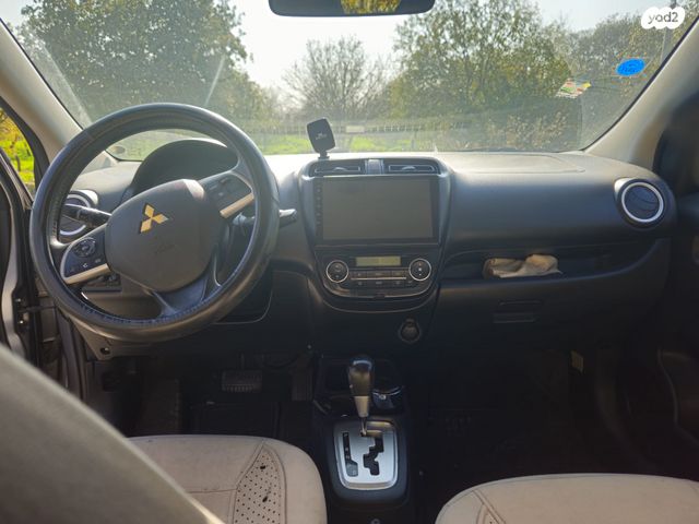 מודעת רכב מיצובישי אטראז'