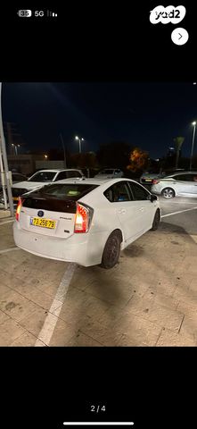 טויוטה פריוס