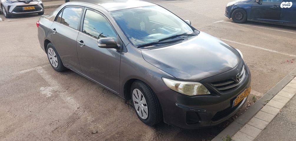 מודעת רכב טויוטה קורולה