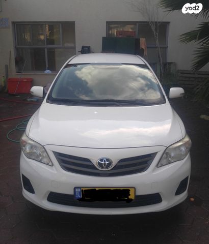 טויוטה קורולה