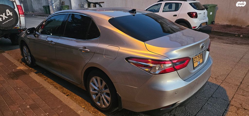 טויוטה קאמרי