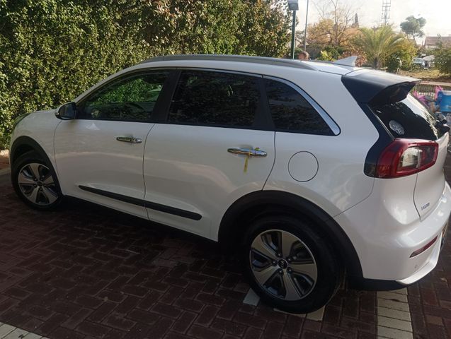 מודעת רכב קיה נירו