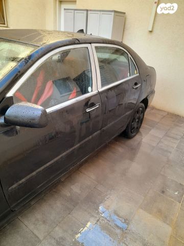 טויוטה קורולה