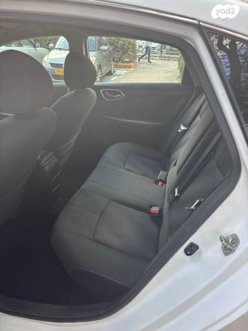 ניסאן סנטרה