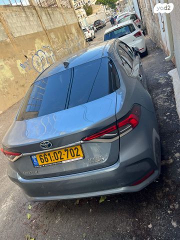 מודעת רכב טויוטה קורולה