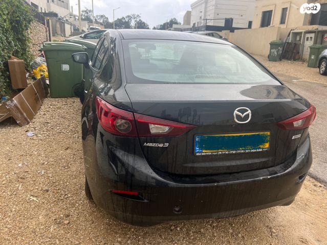 מאזדה 3