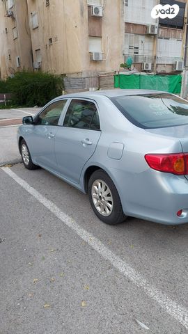 טויוטה קורולה