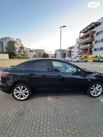 מודעת רכב מאזדה 3