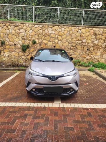 טויוטה C-HR