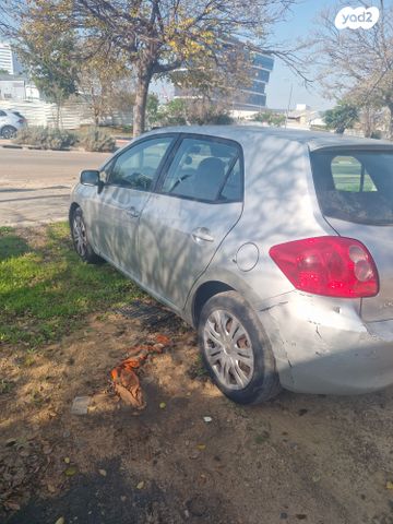 טויוטה אוריס