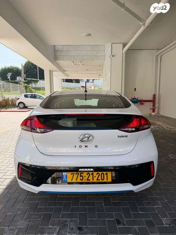 יונדאי איוניק