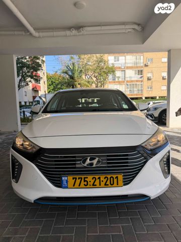 יונדאי איוניק