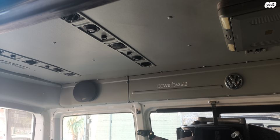 מודעת רכב פולקסווגן טרנספורטר