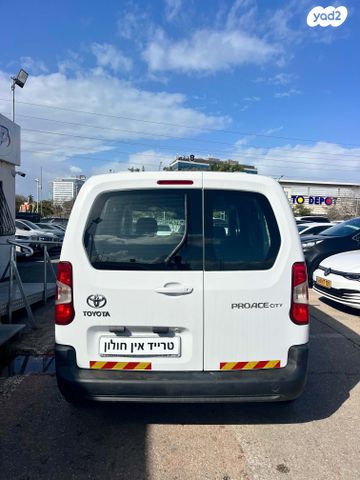 מודעת רכב טויוטה פרואייס סיטי 1