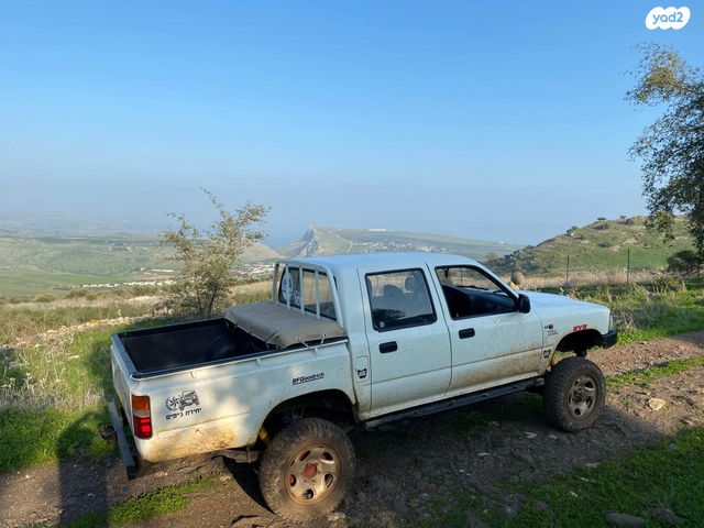 טויוטה היילקס