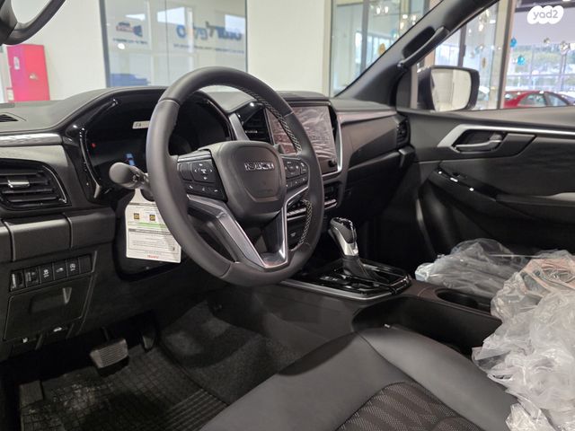 איסוזו די-מקס