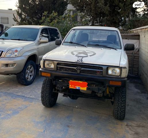 מודעת רכב טויוטה היילקס