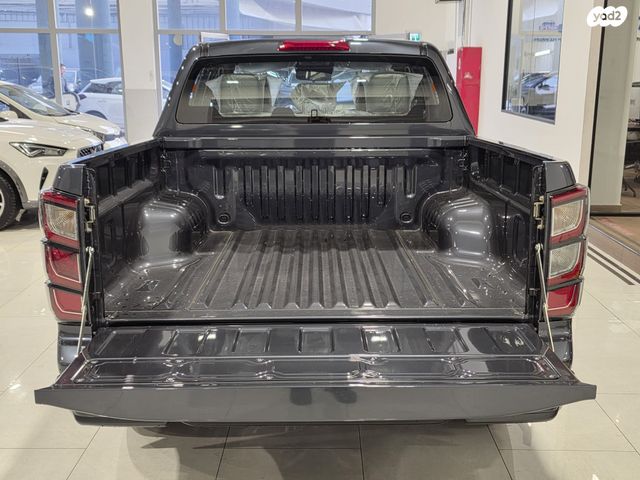 איסוזו די-מקס