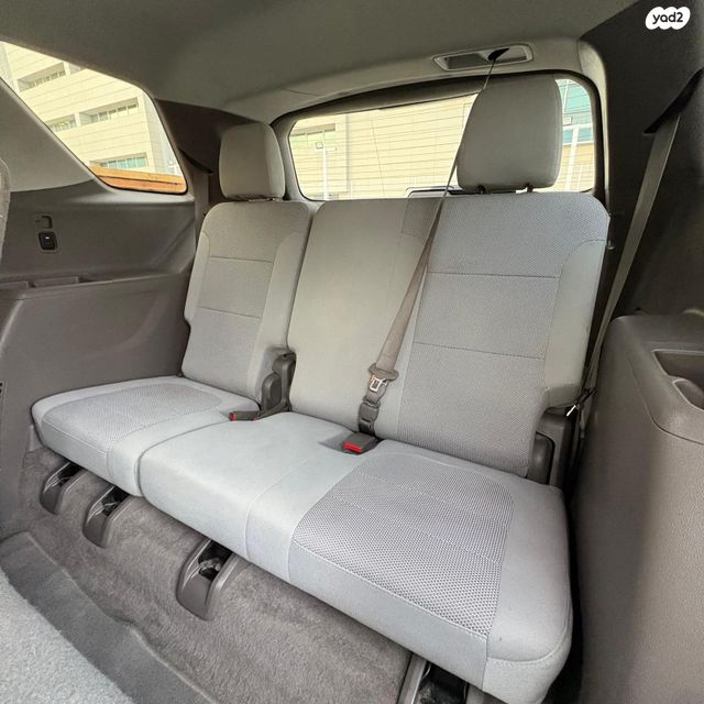 שברולט טראוורס