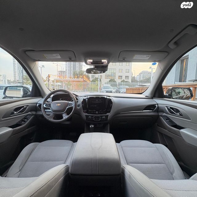 שברולט טראוורס