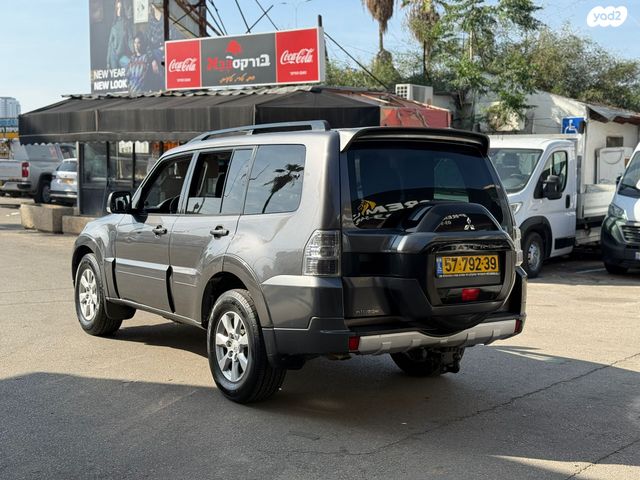 מיצובישי פג'רו