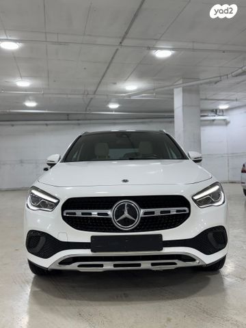 מודעת רכב מרצדס-בנץ GLA