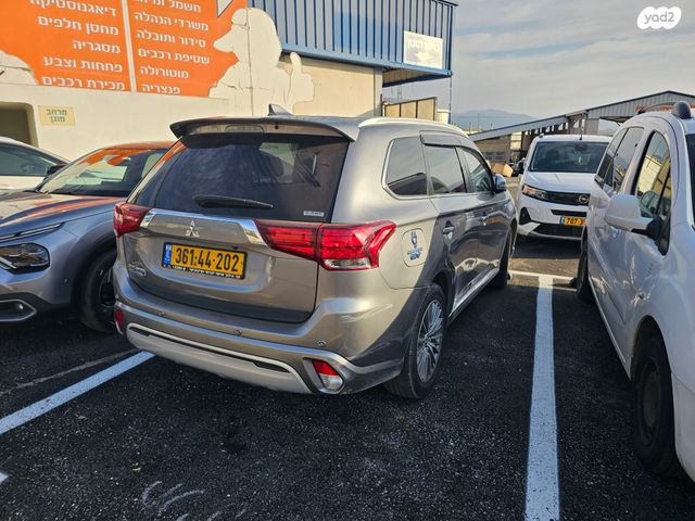 מודעת רכב מיצובישי אאוטלנדר