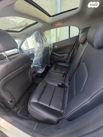 מרצדס-בנץ GLA