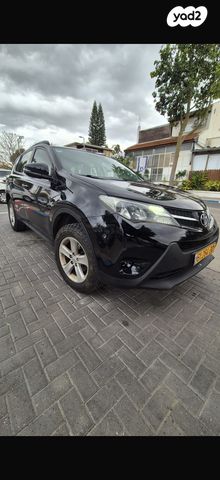 טויוטה RAV4
