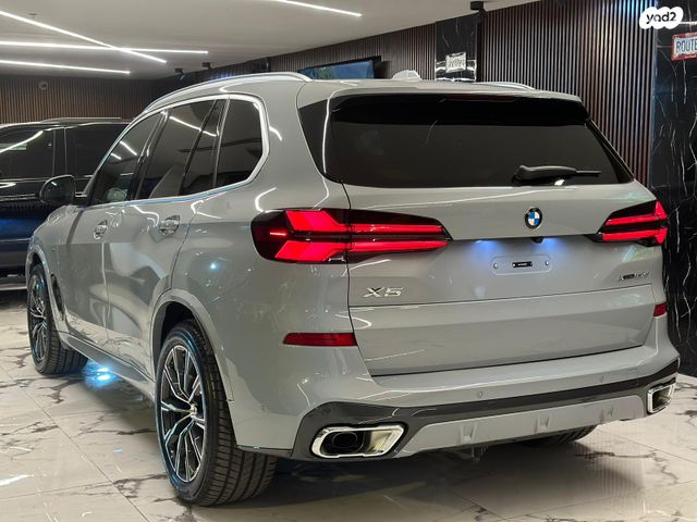 ב מ וו X5