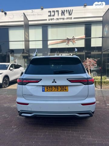 מיצובישי אאוטלנדר