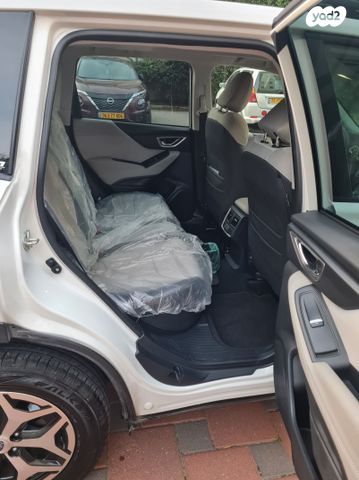 סובארו פורסטר