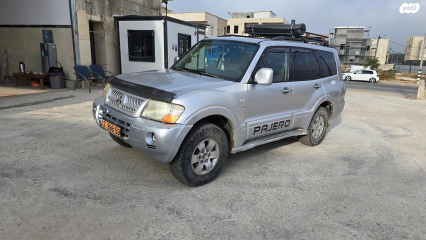 מיצובישי פג'רו