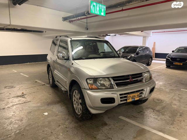 מיצובישי פג'רו