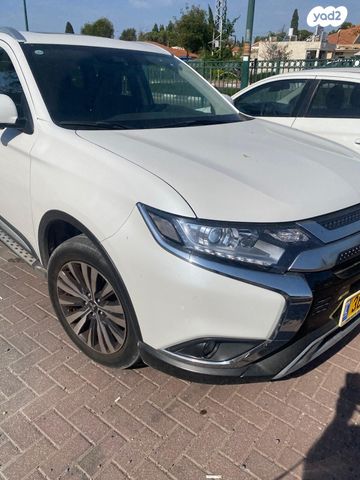 מיצובישי אאוטלנדר