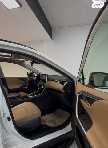מודעת רכב טויוטה RAV4 1