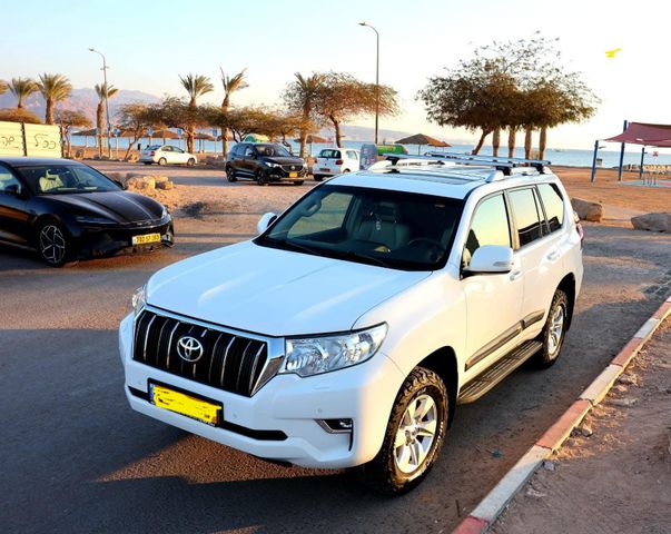 מודעת רכב טויוטה לנד קרוזר