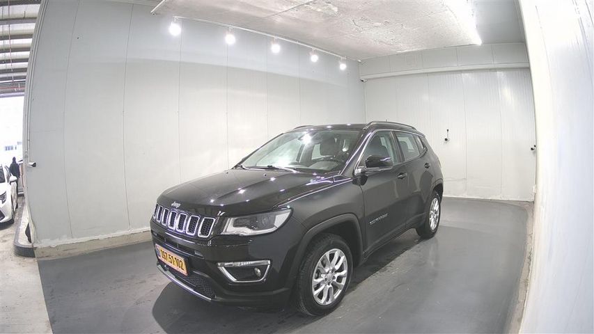 מודעת רכב ג'יפ קומפאס